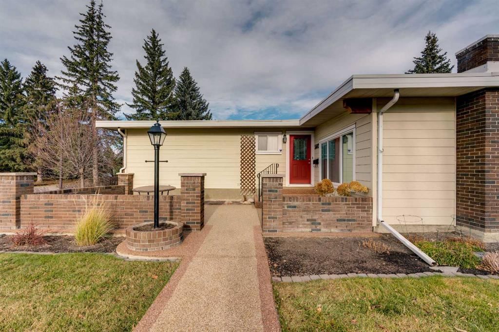 5602 Dalcastle Hill NW, Calgary — photo 5 of 49