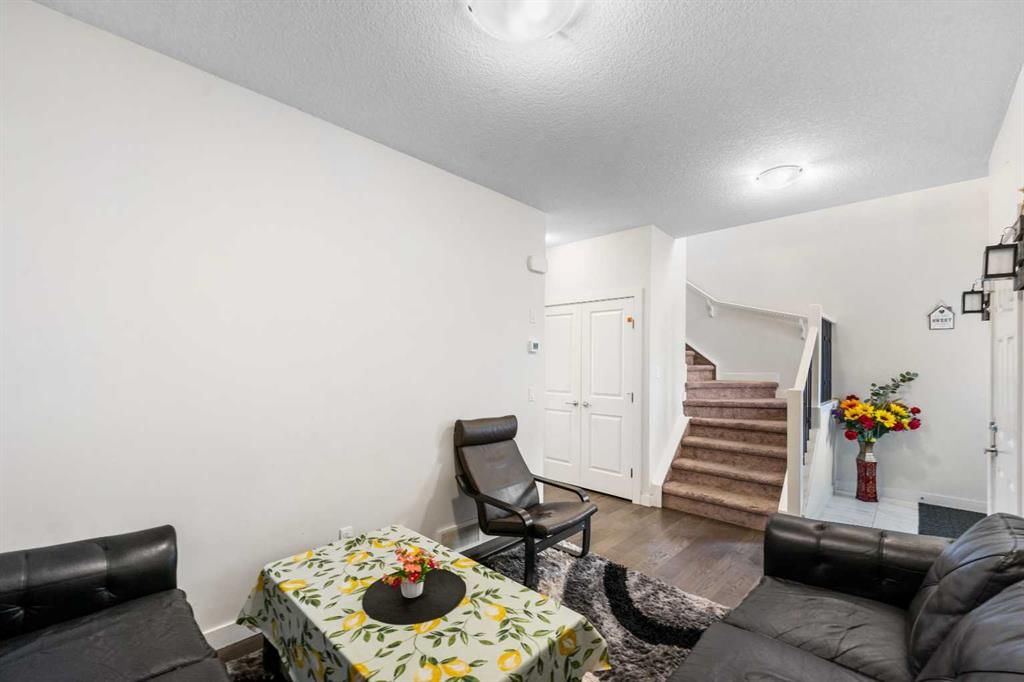 235 Saddlestone Grove NE, Calgary — photo 5 of 39