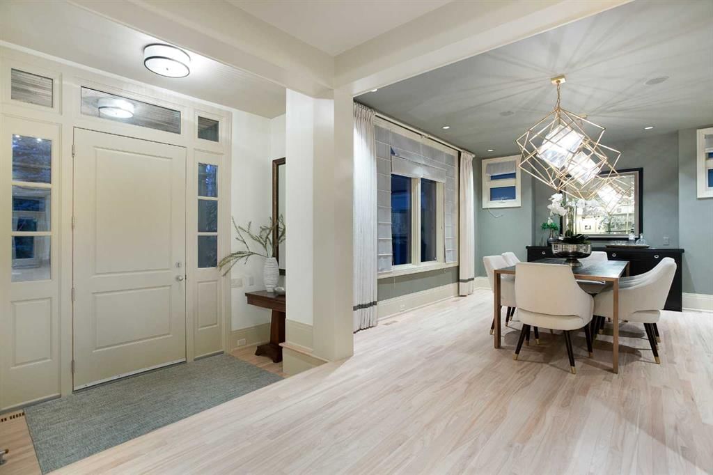 812 Rideau Road SW, Calgary — photo 4 of 50