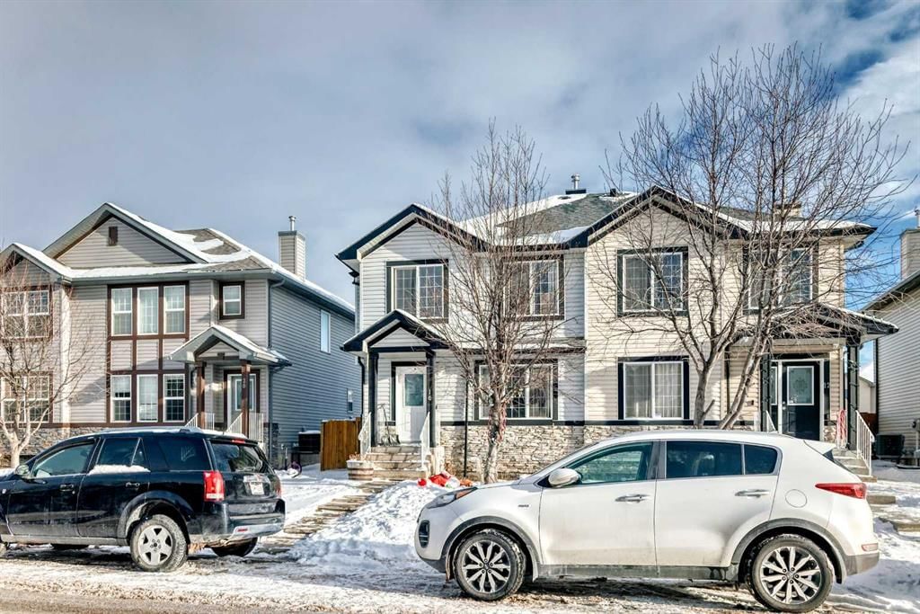 16 SADDLEBROOK Place NE, Calgary — photo 4 of 32