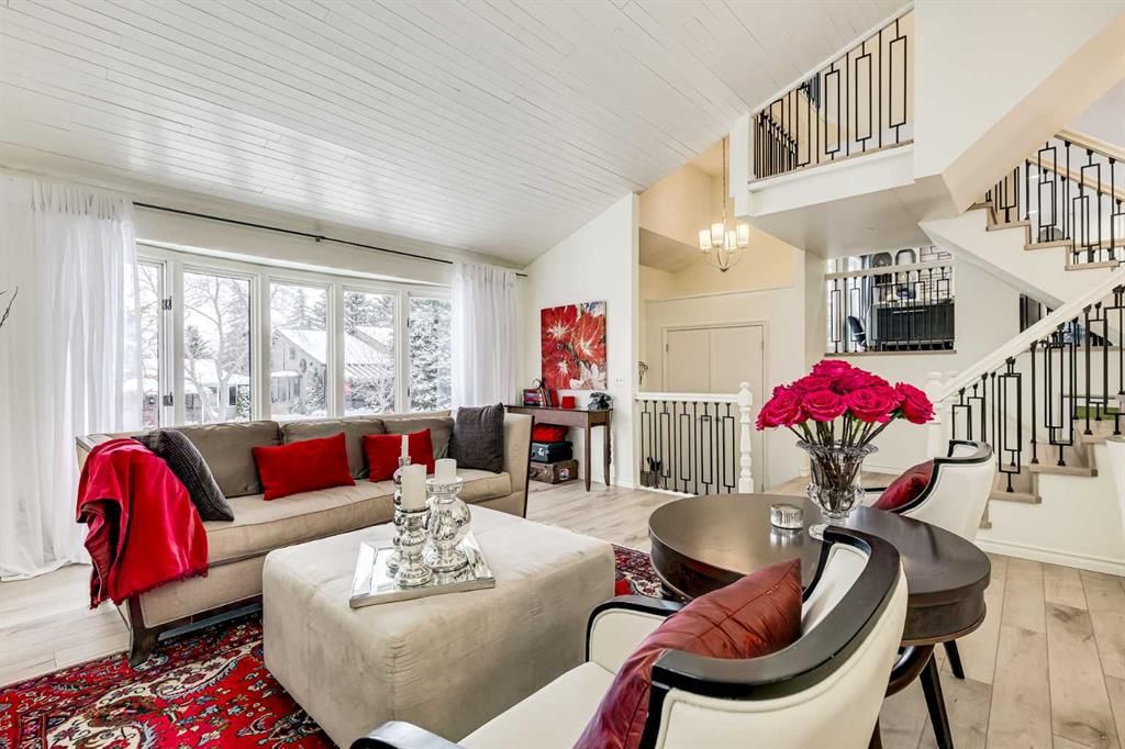 980 Edgemont Road NW, Calgary — photo 5 of 50