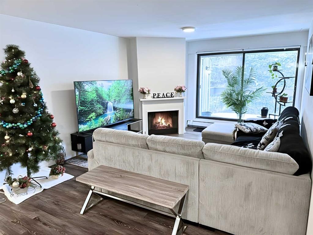 133, 10120 Brookpark Boulevard SW, Calgary — photo 2 of 22