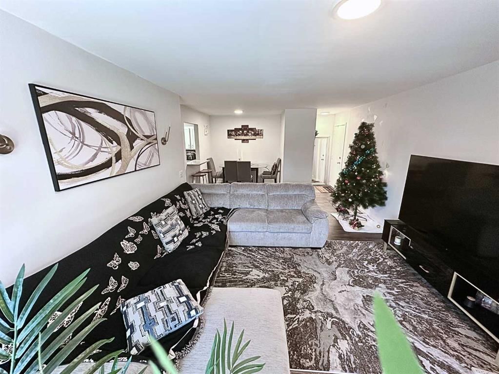 133, 10120 Brookpark Boulevard SW, Calgary — photo 5 of 22