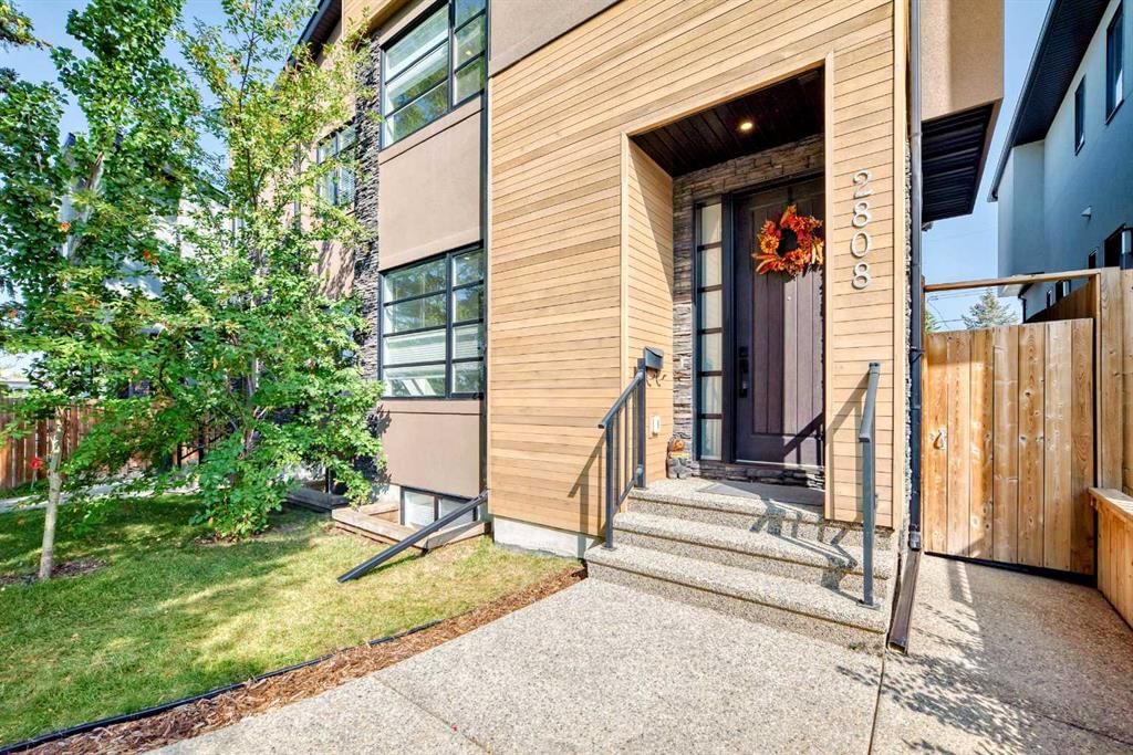 2808 39 Street SW, Calgary — photo 2 of 50