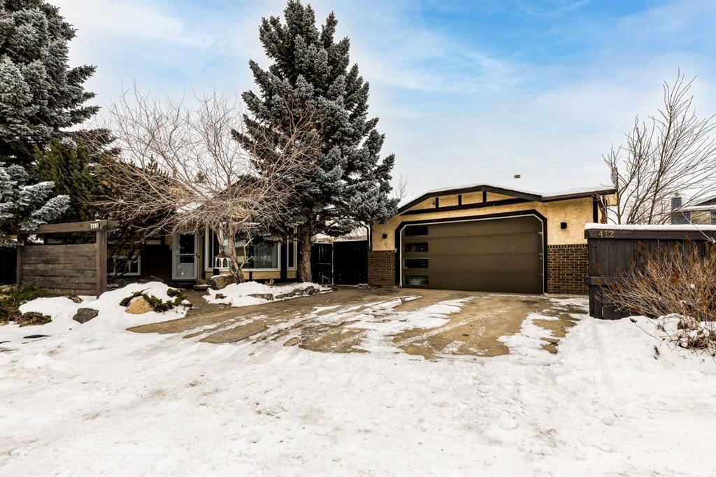 412 Mckerrell Place SE, Calgary — main listing photo
