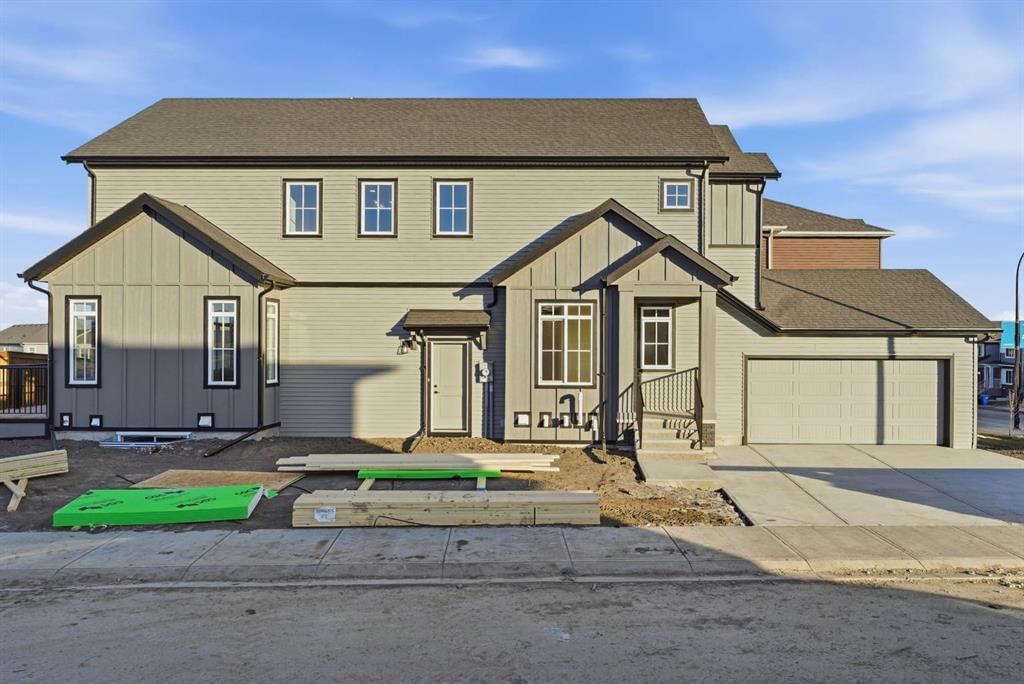 72 Lewiston Drive NE, Calgary — photo 2 of 49