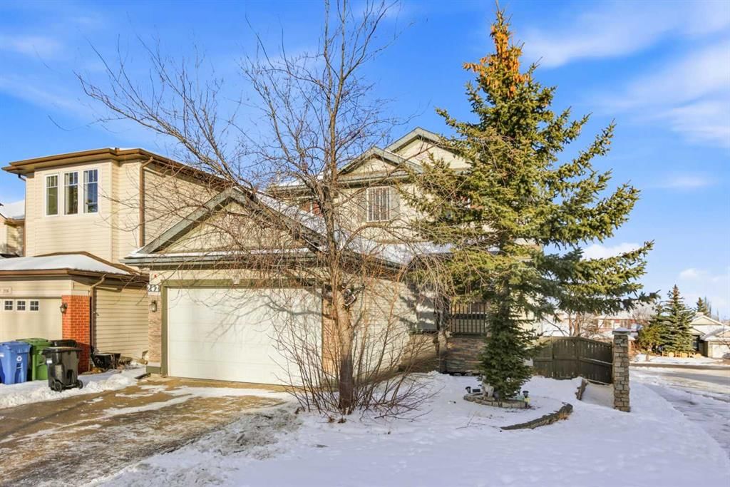 202 Panamount Court NW, Calgary — photo 2 of 50