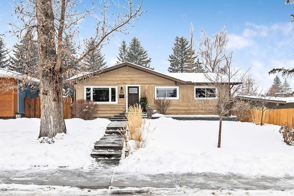 269 Windermere Road SW, Calgary — photo 3 of 46