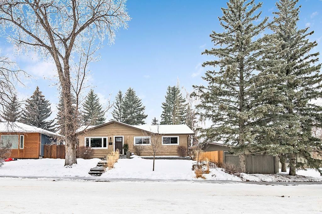 269 Windermere Road SW, Calgary — photo 4 of 46