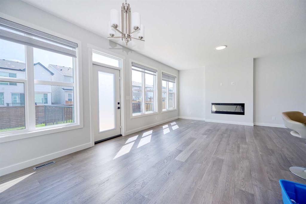 38 Setonstone Green SE, Calgary — photo 3 of 45