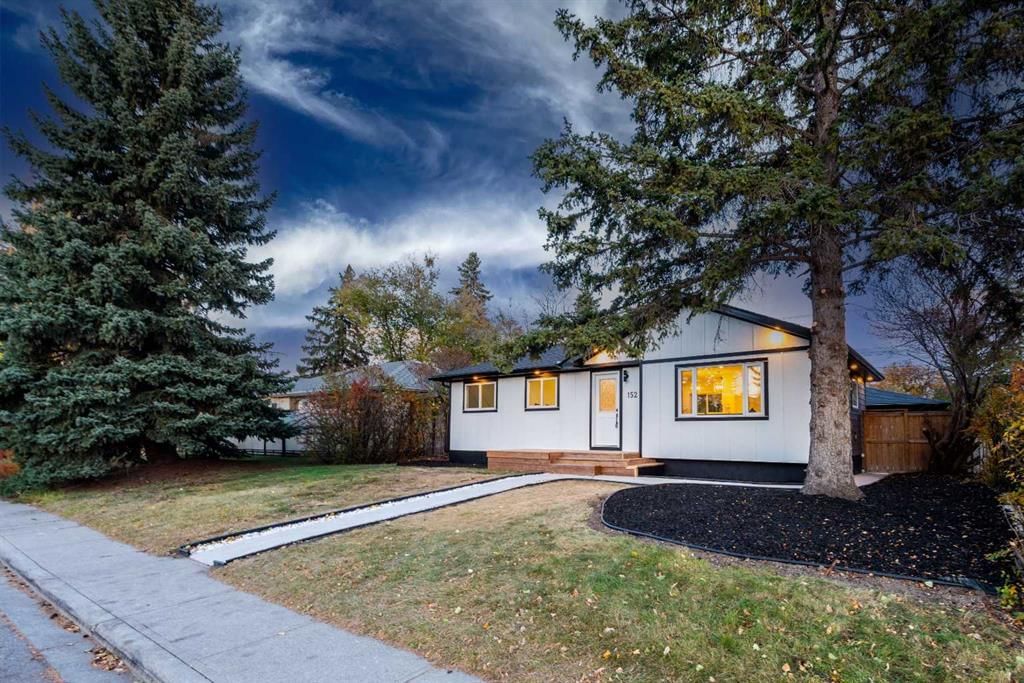 152 Southampton Drive SW, Calgary — main listing photo