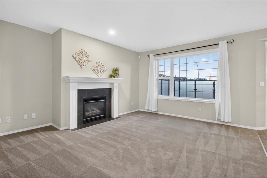 147 Everstone Rise SW, Calgary — photo 4 of 49