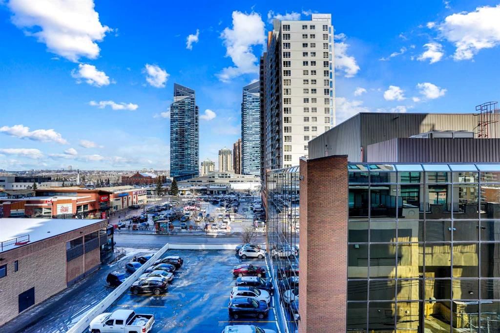502, 1111 10 Street SW, Calgary — photo 4 of 34