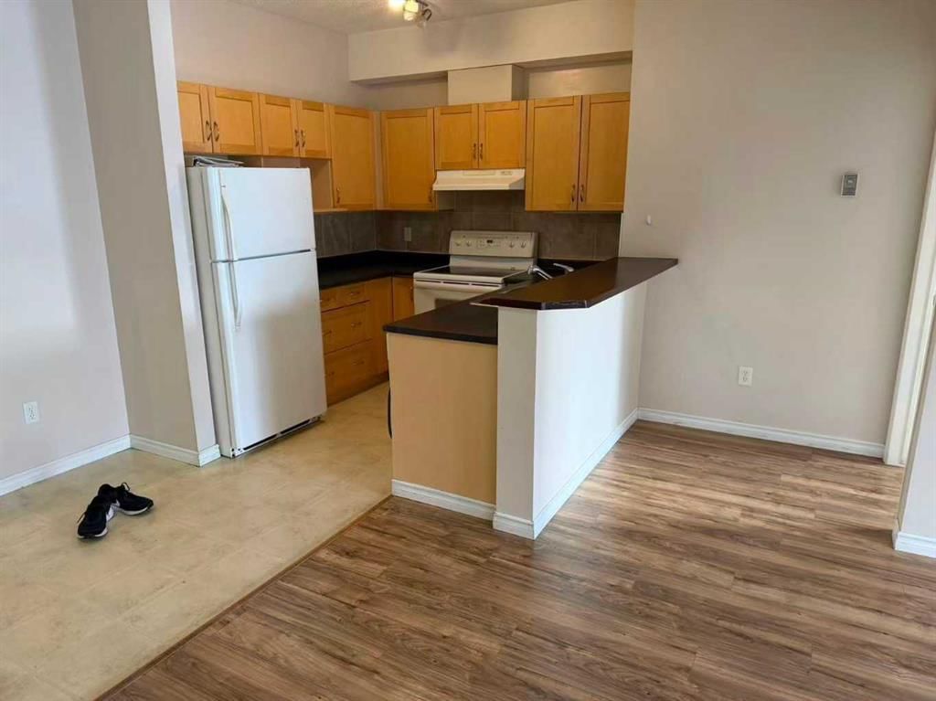 3315, 70 Panamount Drive NW, Calgary — photo 2 of 20