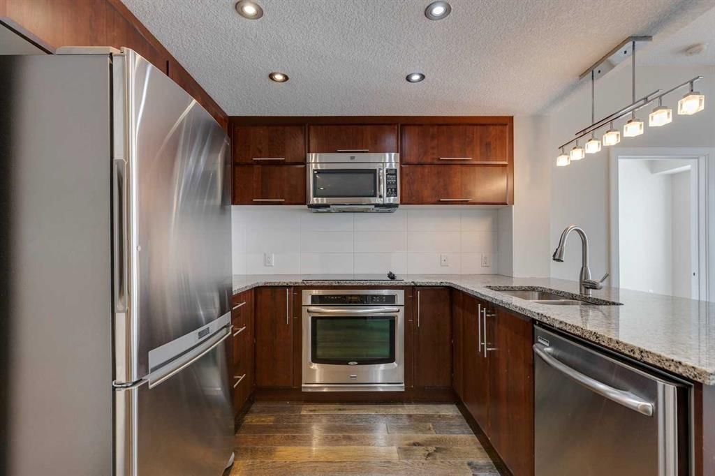 707, 1110 3 Avenue NW, Calgary — photo 5 of 19