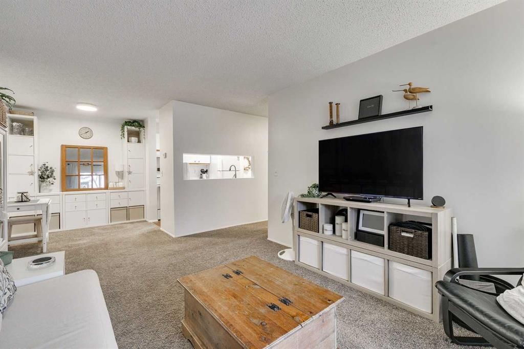 112, 20 Dover Point SE, Calgary — photo 2 of 22