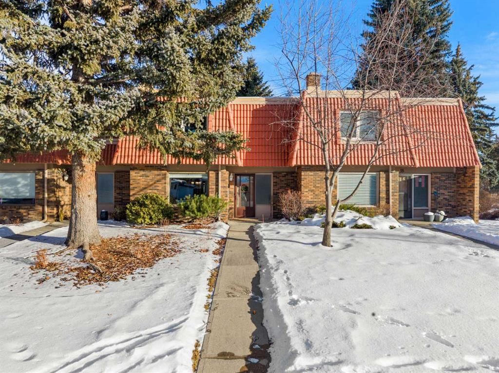 17, 714 Willow Park Drive SE, Calgary — main listing photo