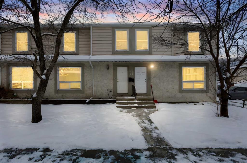 129 Deer Ridge Lane SE, Calgary — photo 2 of 33