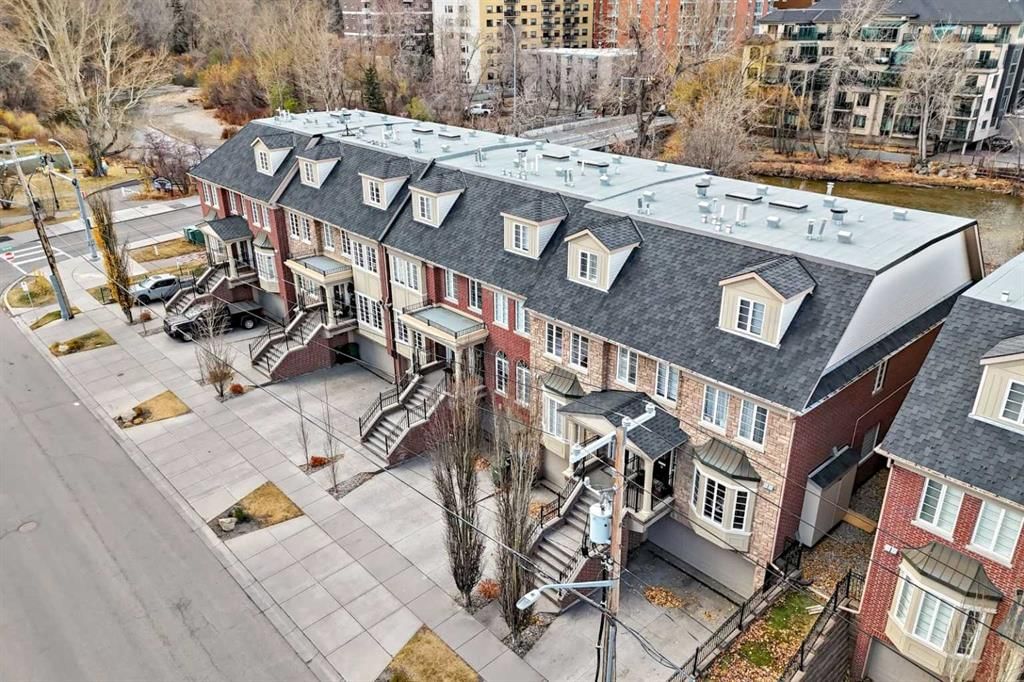 2431 Erlton Street SW, Calgary — photo 3 of 50