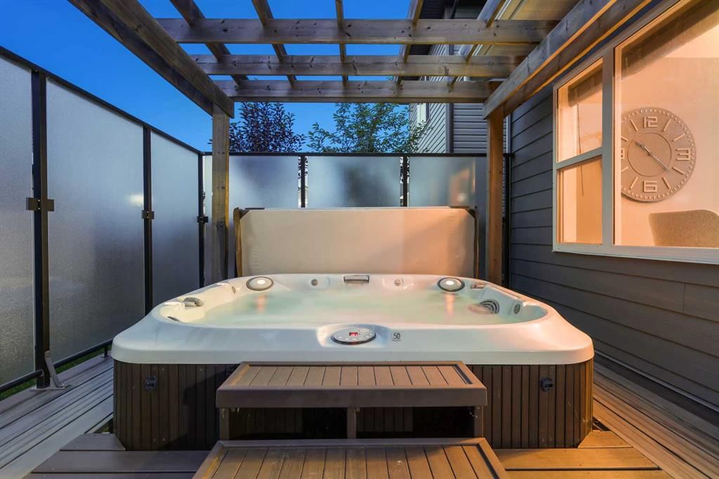 106 SILVERADO SKIES Drive SW, Calgary — photo 3 of 44