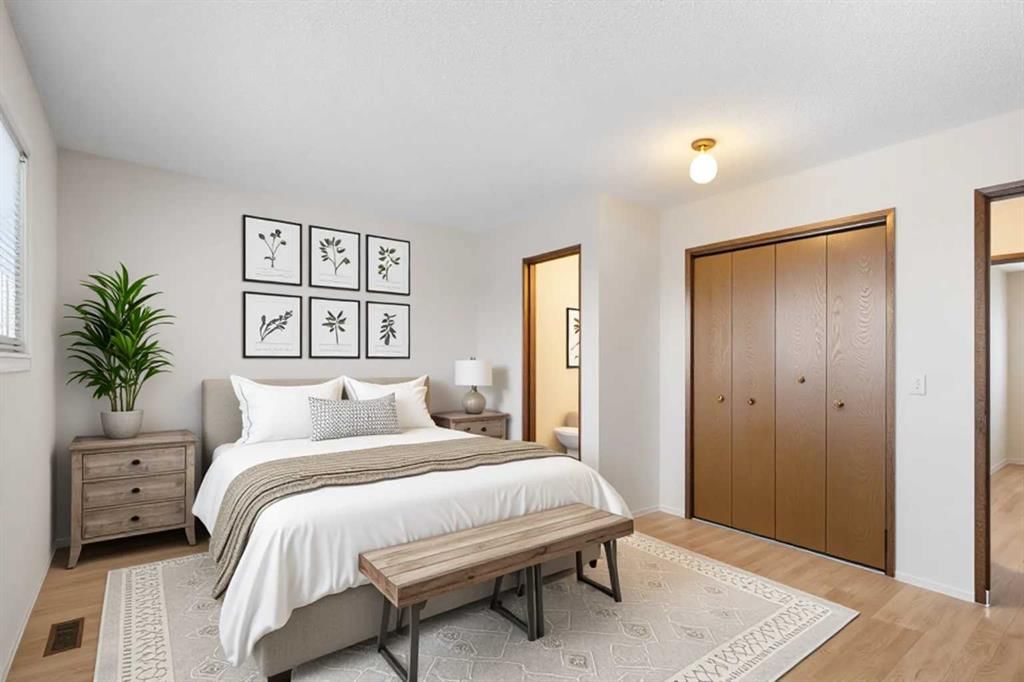 15 Edgedale Way NW, Calgary — photo 2 of 45