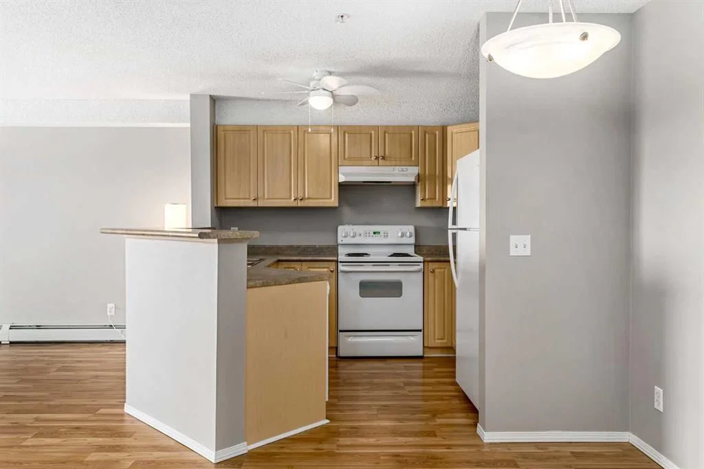 1331, 8810 Royal Birch Boulevard NW, Calgary — photo 4 of 34