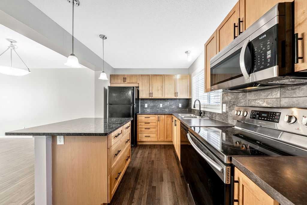 123 Elgin Meadows View SE, Calgary — photo 4 of 41