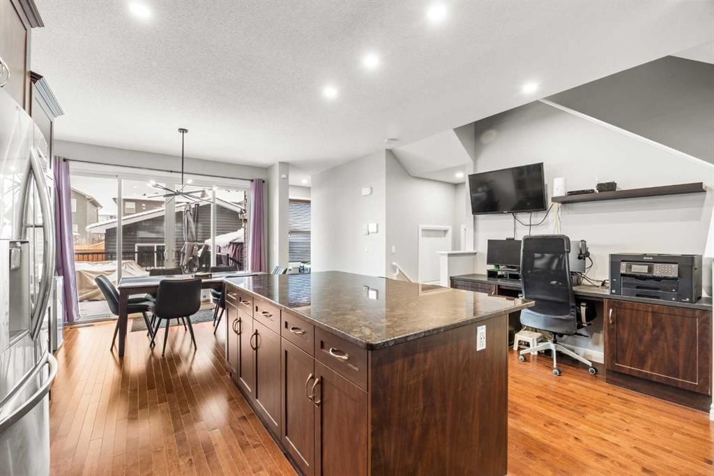240 Evanspark Gardens NW, Calgary — photo 3 of 41