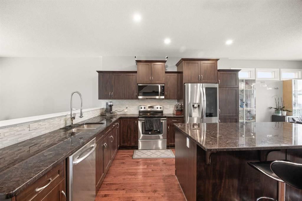 240 Evanspark Gardens NW, Calgary — photo 4 of 41