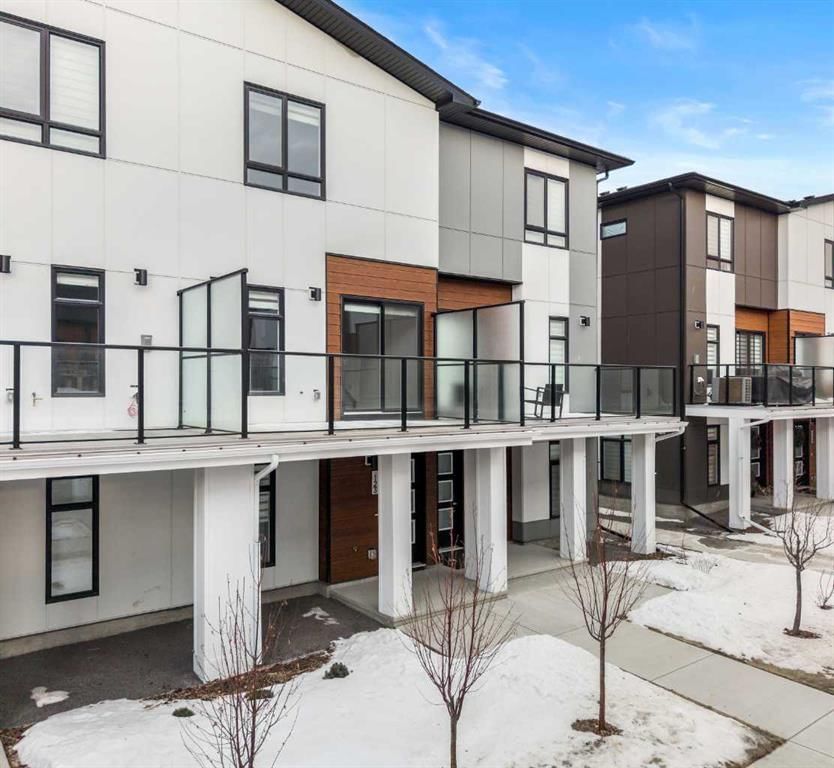 123, 8235 8 Avenue SW, Calgary — photo 2 of 50