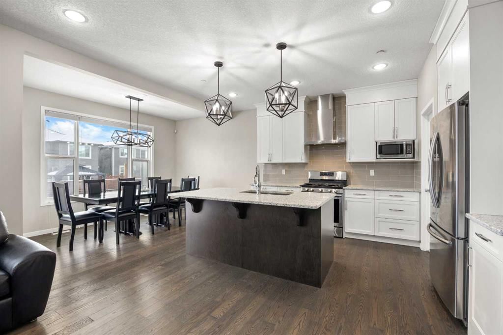 134 Howse Rise NE, Calgary — photo 4 of 42