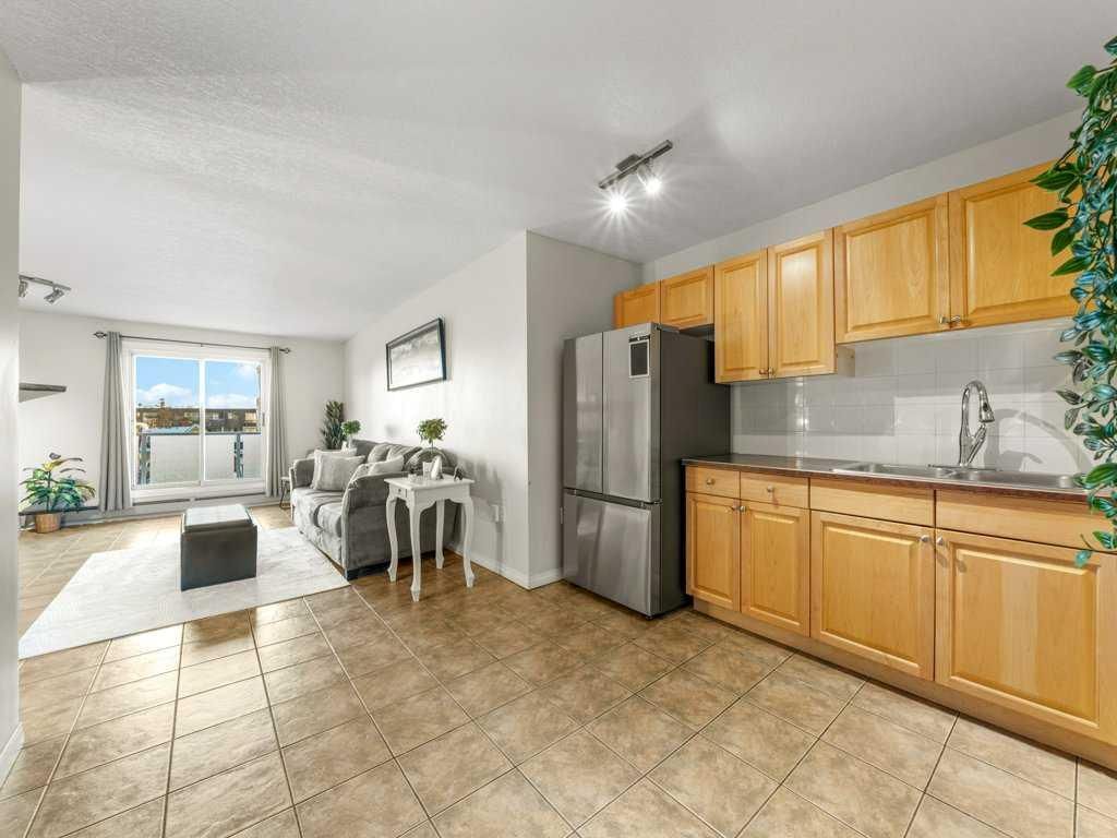 301, 1528 11 Avenue SW, Calgary — photo 5 of 32