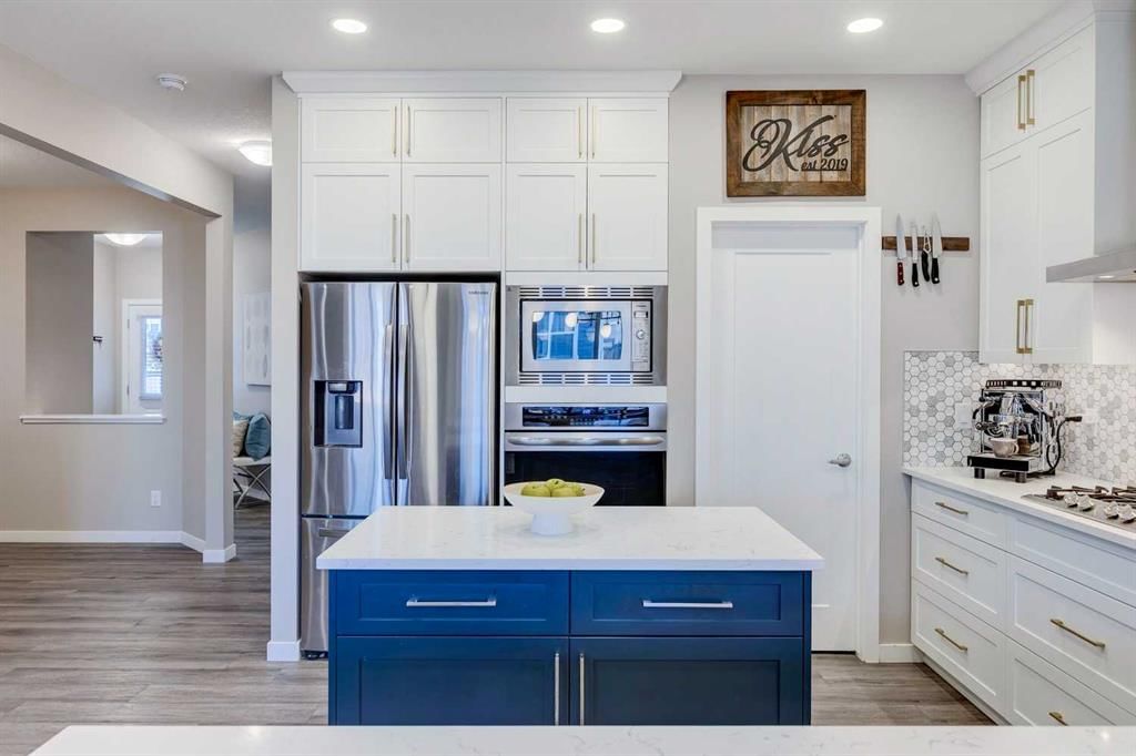 106 Magnolia Terrace SE, Calgary — photo 4 of 44