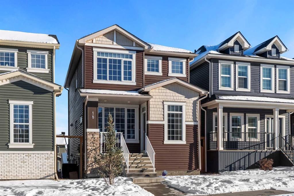 18 Evanscrest Heights NW, Calgary — photo 3 of 36
