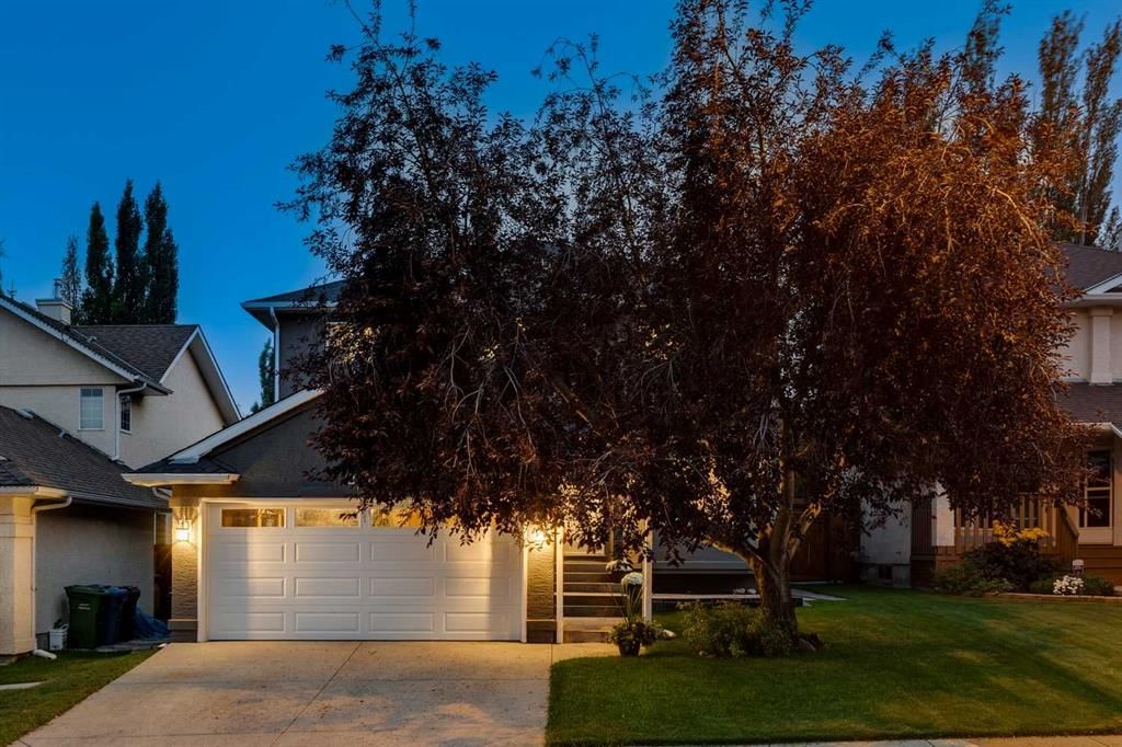 274 Mt Assiniboine Place SE, Calgary — main listing photo