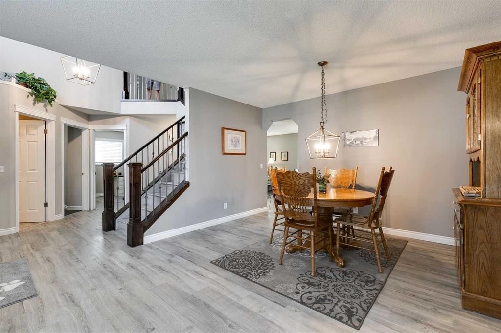 274 Mt Assiniboine Place SE, Calgary — photo 4 of 44