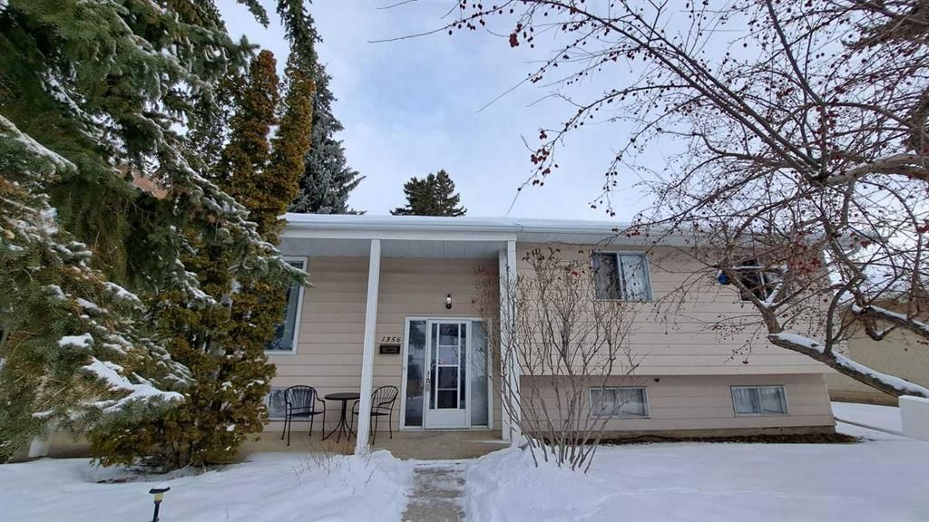 1356 Southdale Crescent SW, Calgary — main listing photo