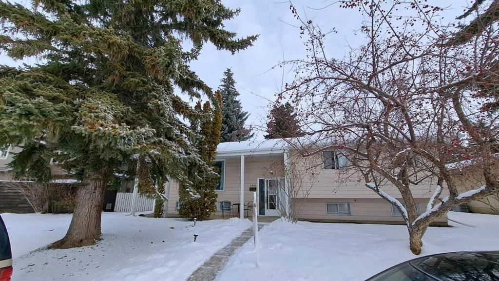 1356 Southdale Crescent SW, Calgary — photo 2 of 22
