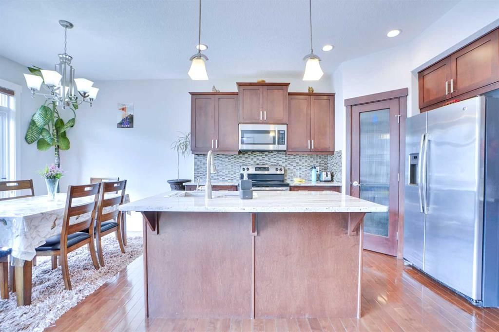 21 Saddlelake Gardens NE, Calgary — photo 4 of 39