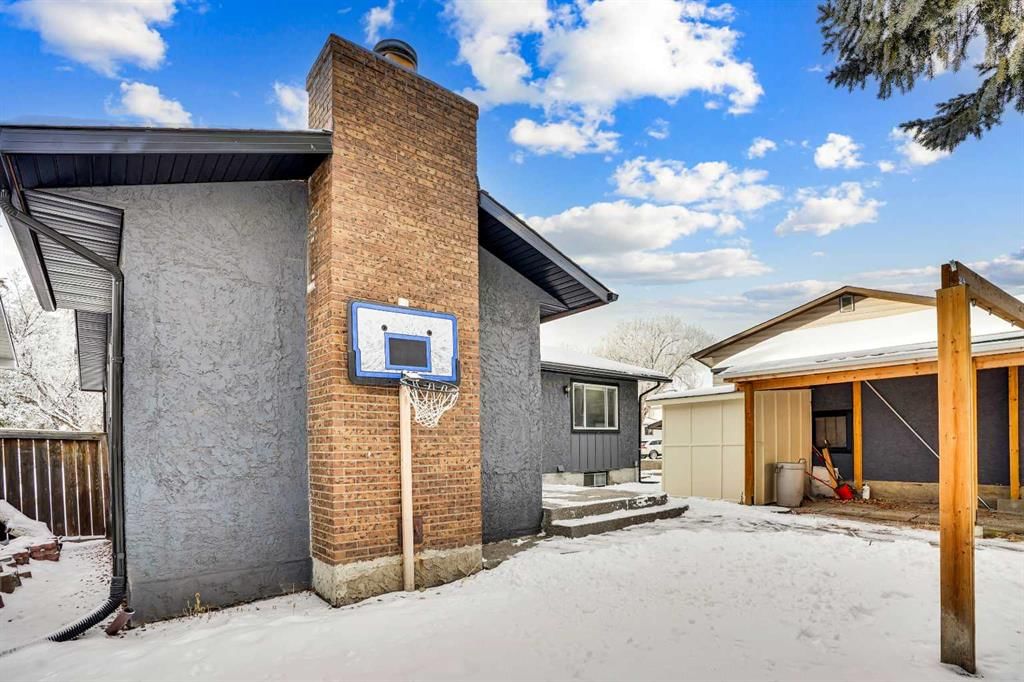 315 Templewood Place NE, Calgary — photo 3 of 36