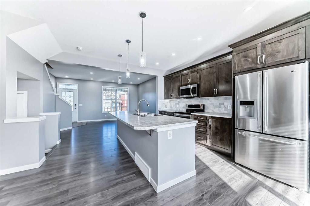 392 Auburn Crest Way SE, Calgary — photo 5 of 29