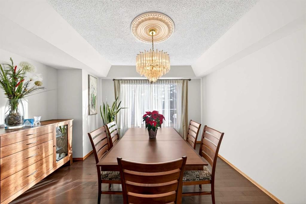 36 Edgevalley Place NW, Calgary — photo 5 of 50