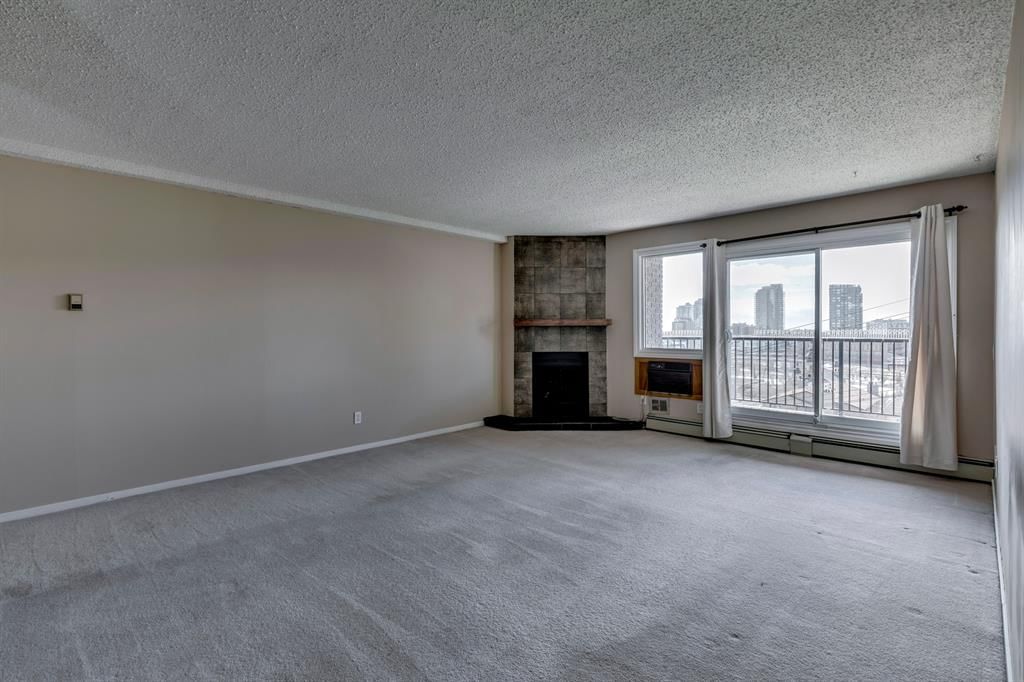 303, 333 2 Avenue NE, Calgary — photo 4 of 24