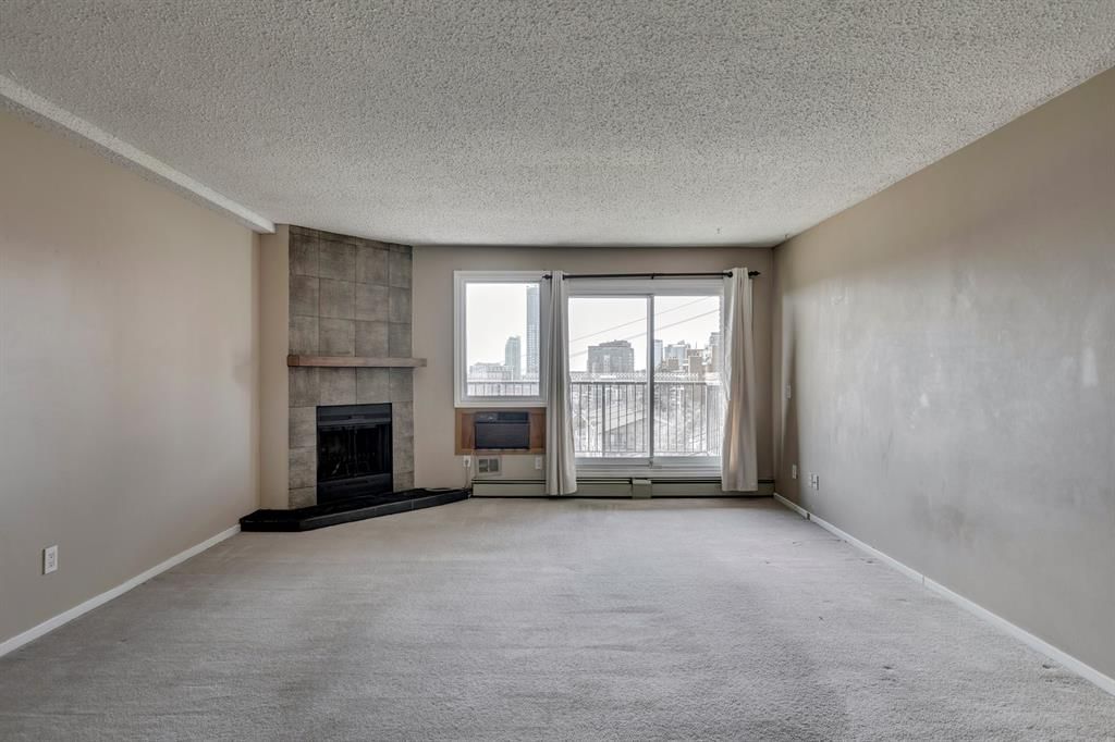 303, 333 2 Avenue NE, Calgary — photo 5 of 24