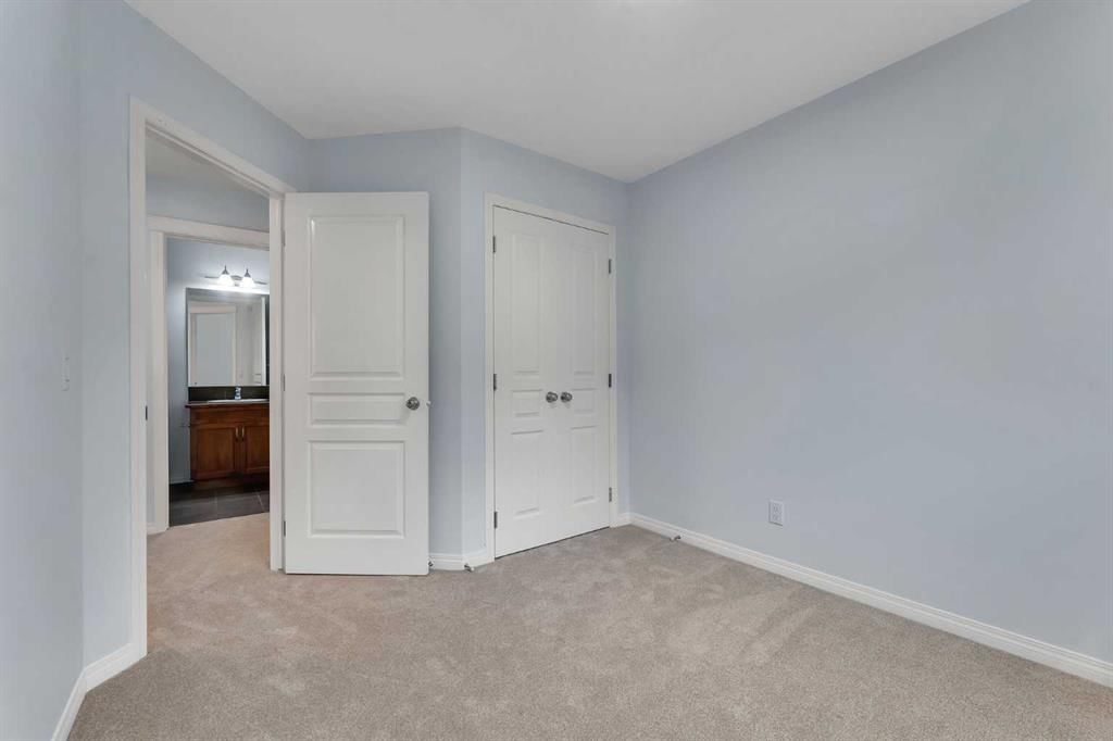 20 Copperpond Grove SE, Calgary — photo 5 of 9