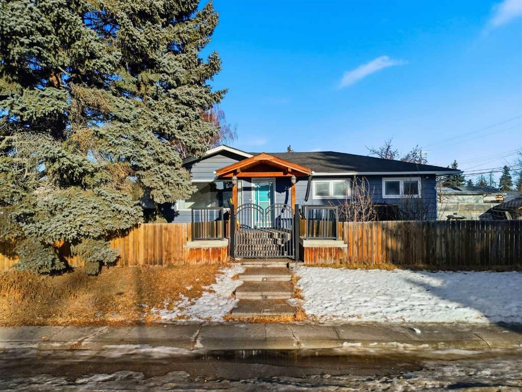 2240 38 Street SE, Calgary — photo 4 of 49