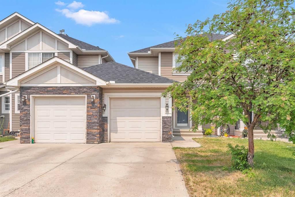 203 Cranberry Green SE, Calgary — main listing photo