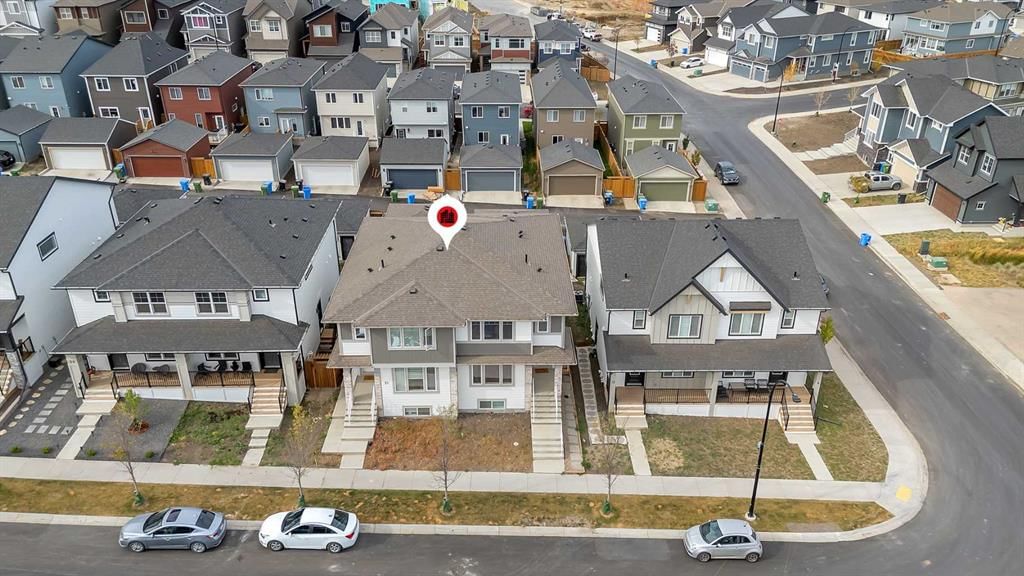 17 Veranda Boulevard SW, Calgary — photo 2 of 26
