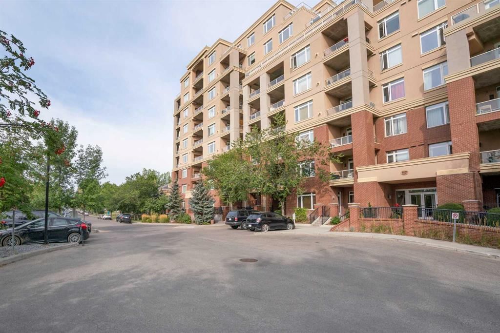 3803, 24 Hemlock Crescent SW, Calgary — photo 3 of 41