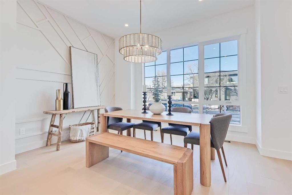 732 33A Street NW, Calgary — photo 3 of 50